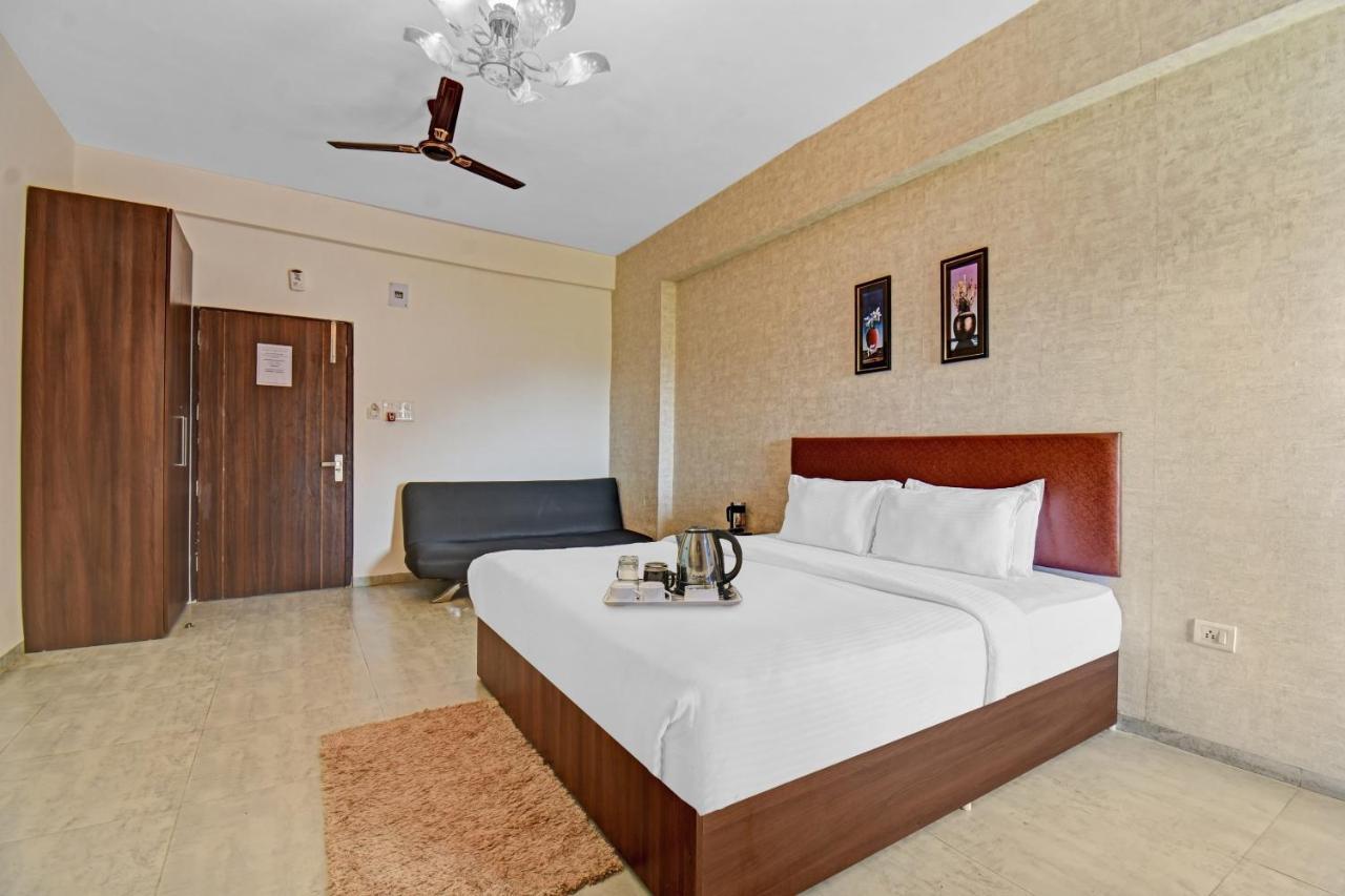 Townhouse Classio Suites Ширди Экстерьер фото